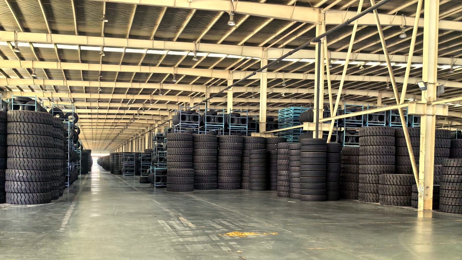 Finished tire warehouse at the factory