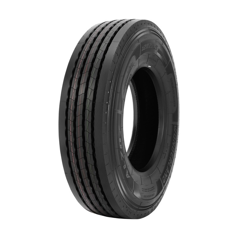 BY707 / AL707 long-haul truck tire, 3/4 view